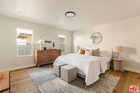 $1,800,000 | 3014 South Norton Avenue, Los Angeles, CA 90018