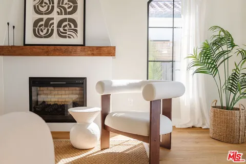 $1,800,000 | 3014 South Norton Avenue, Los Angeles, CA 90018