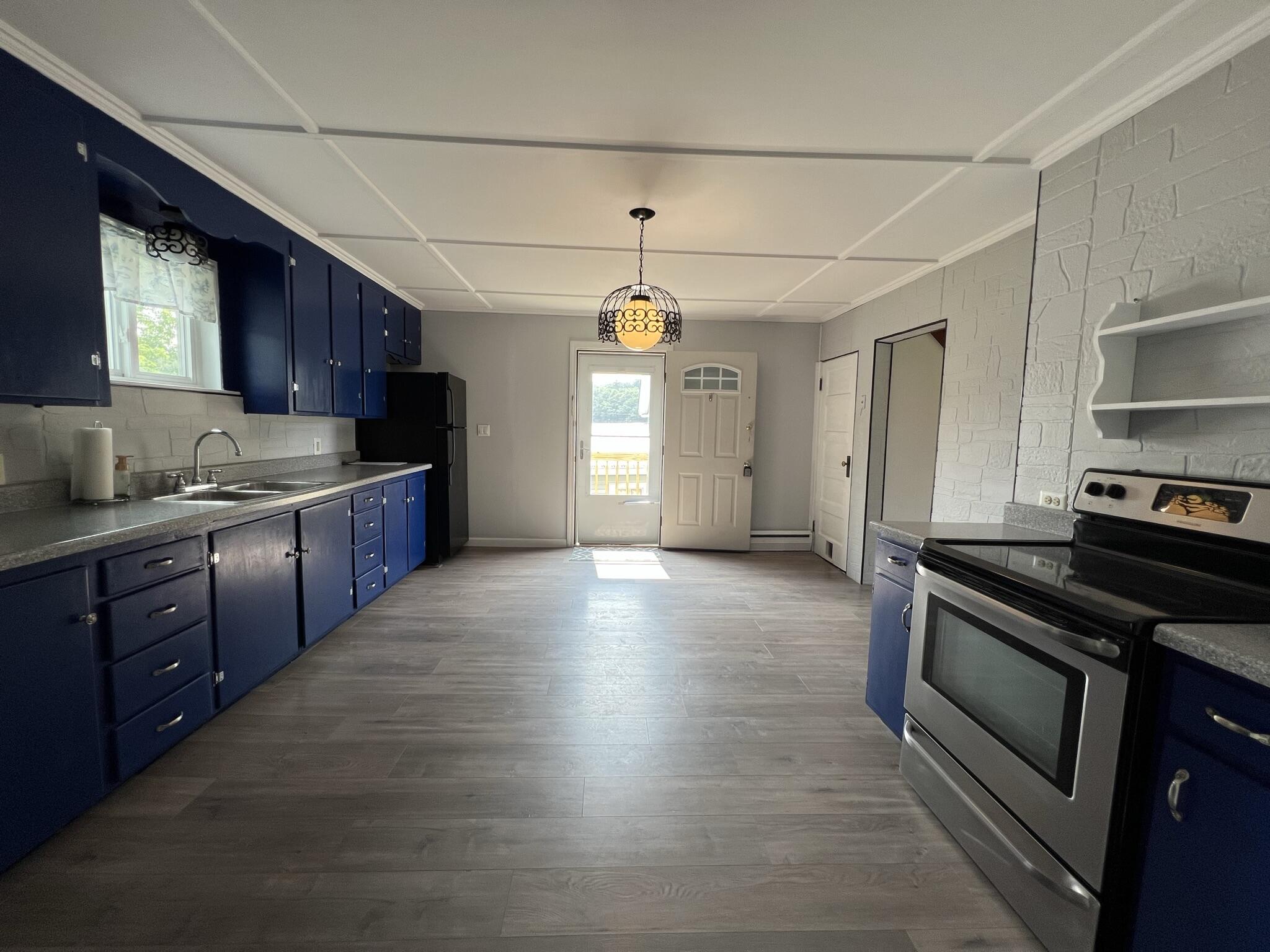 4 King Street Fairfield, ME 04937 - Photo 12 of 27 IMG_8527