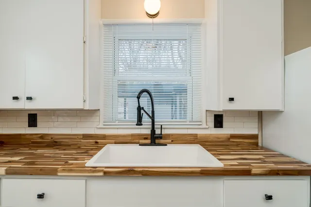 $215,000 | 621 North 2nd Street, Le Sueur, MN 56058