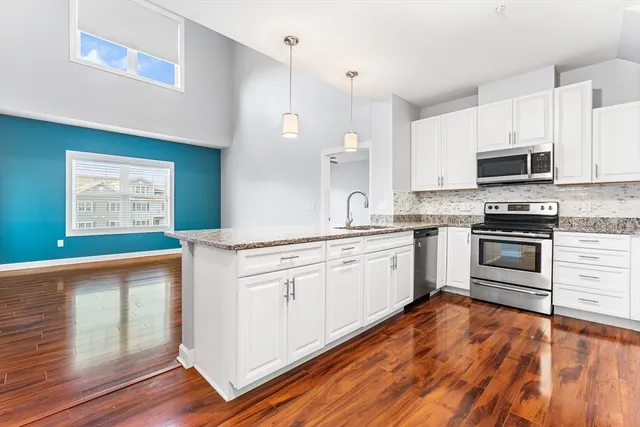 $649,000 | 360 Andover Street, Unit 1310, Danvers, MA 01923