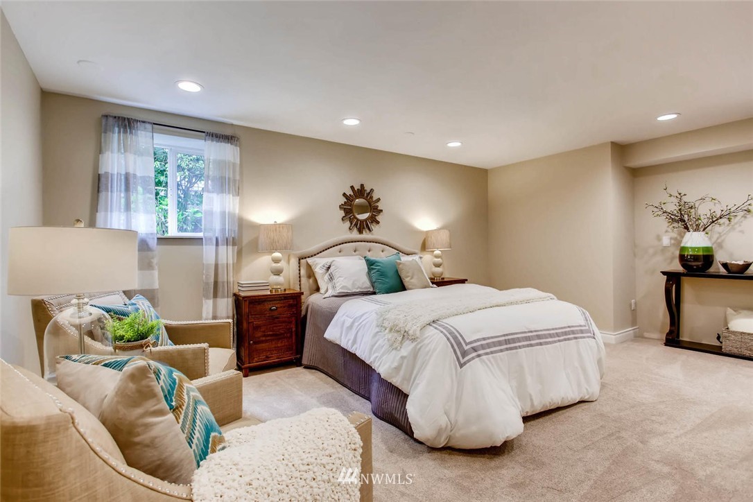 2501 134th Avenue Southeast Bellevue, WA 98005 - Photo 18 of 25