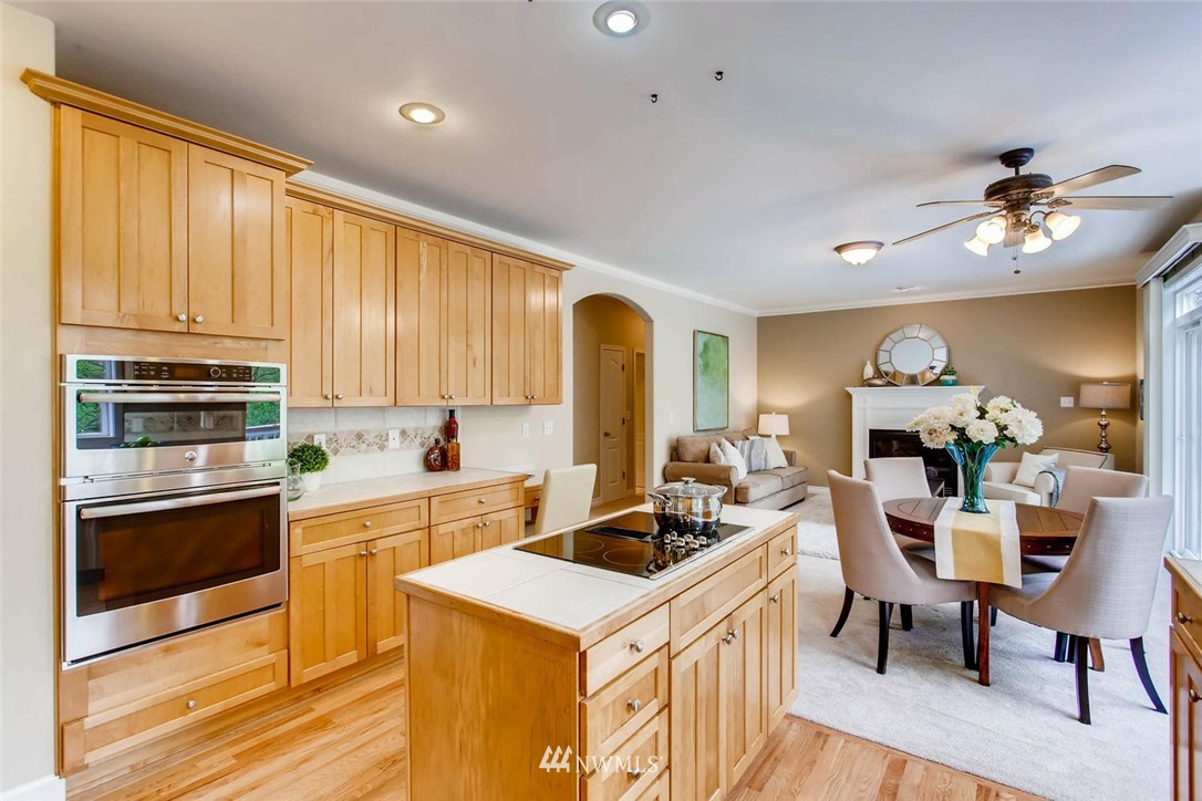 2501 134th Avenue Southeast Bellevue, WA 98005 - Photo 6 of 25