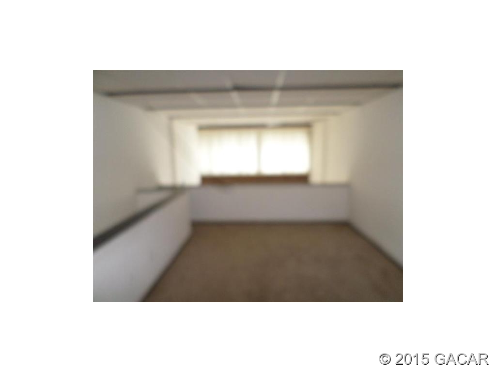 709 Southwest 75th Street, Unit 107 Gainesville, FL 32607 - Photo 4 of 5 Gallery Image 4
