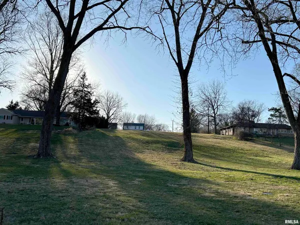 $45,000 | 3215 Knoxville Avenue, Peoria, IL 61604