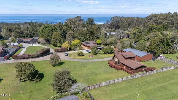 $899,000 | 24763 Sashandre Lane, Fort Bragg, CA 95437