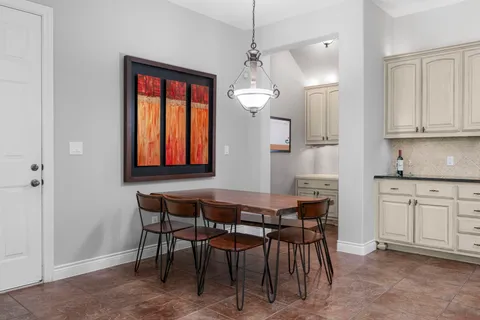 $975,000 | 241 Granite Lane, Austin, TX 78737
