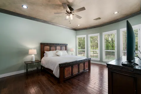 $975,000 | 241 Granite Lane, Austin, TX 78737
