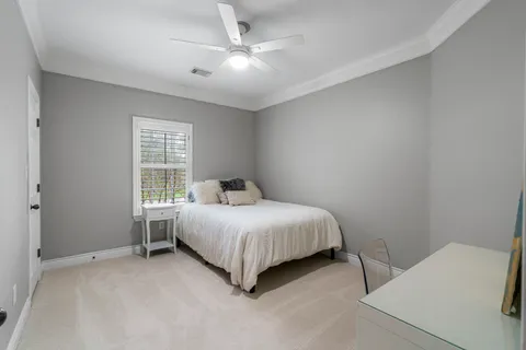 $975,000 | 241 Granite Lane, Austin, TX 78737