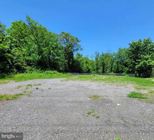 5426 Sheriff Road Capitol Heights, MD 20743 - Photo 2 of 3 a view of a out door space