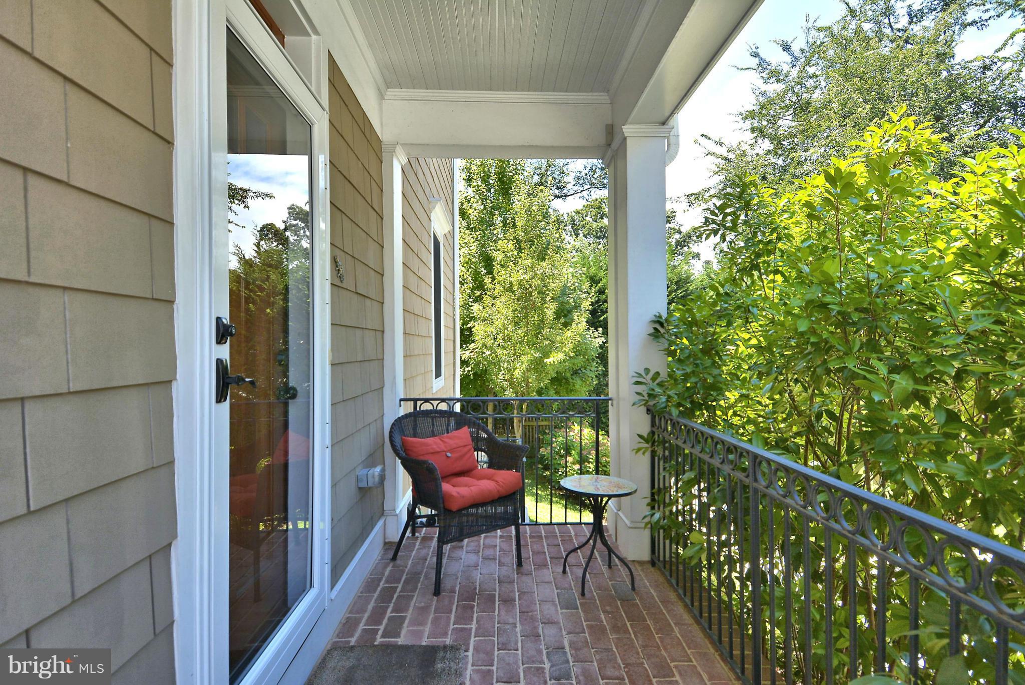 8910 Courts Way Silver Spring, MD 20910 - Photo 2 of 29 Exterior (General)