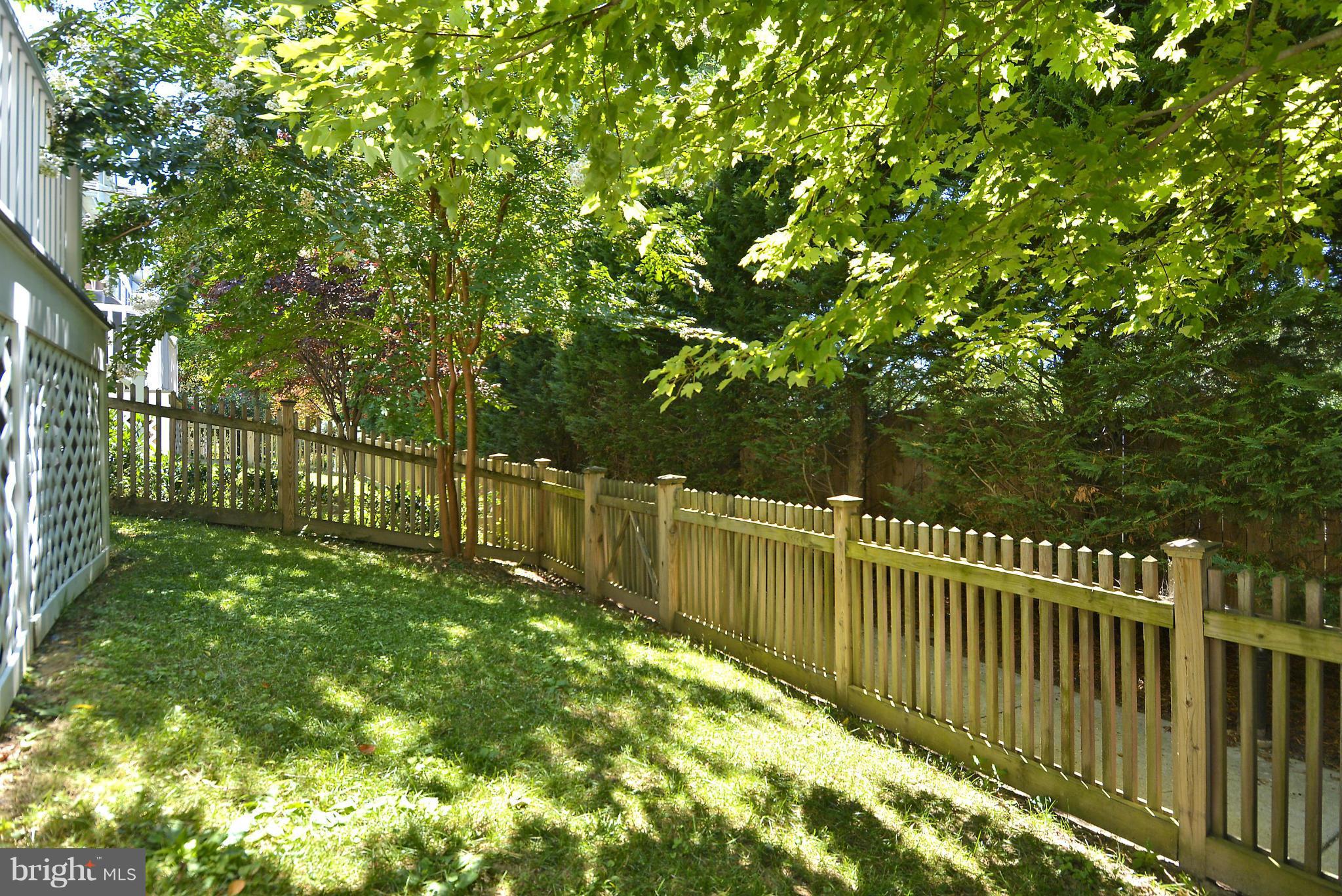 8910 Courts Way Silver Spring, MD 20910 - Photo 28 of 29 Exterior (General)