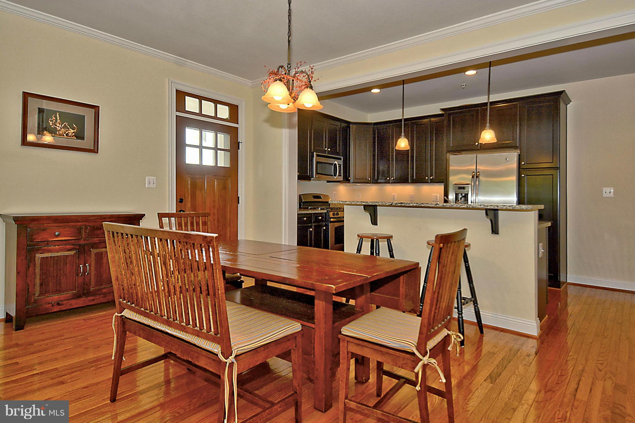 8910 Courts Way Silver Spring, MD 20910 - Photo 7 of 29 Dining Room