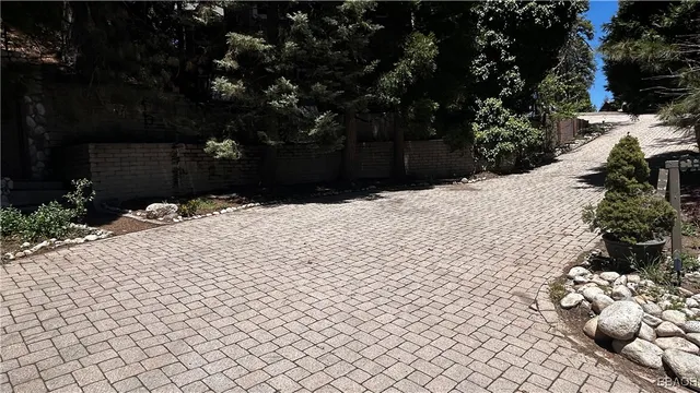 $840,000 | 26316 Highway 189, Twin Peaks, CA 92391