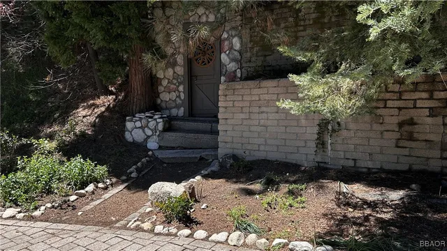 $840,000 | 26316 Highway 189, Twin Peaks, CA 92391
