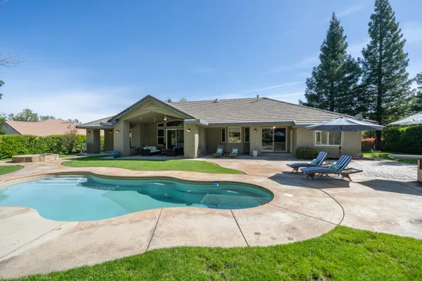 $1,189,000 | 19565 San Vincente Drive, Redding, CA 96003
