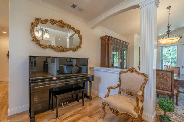 $1,189,000 | 19565 San Vincente Drive, Redding, CA 96003