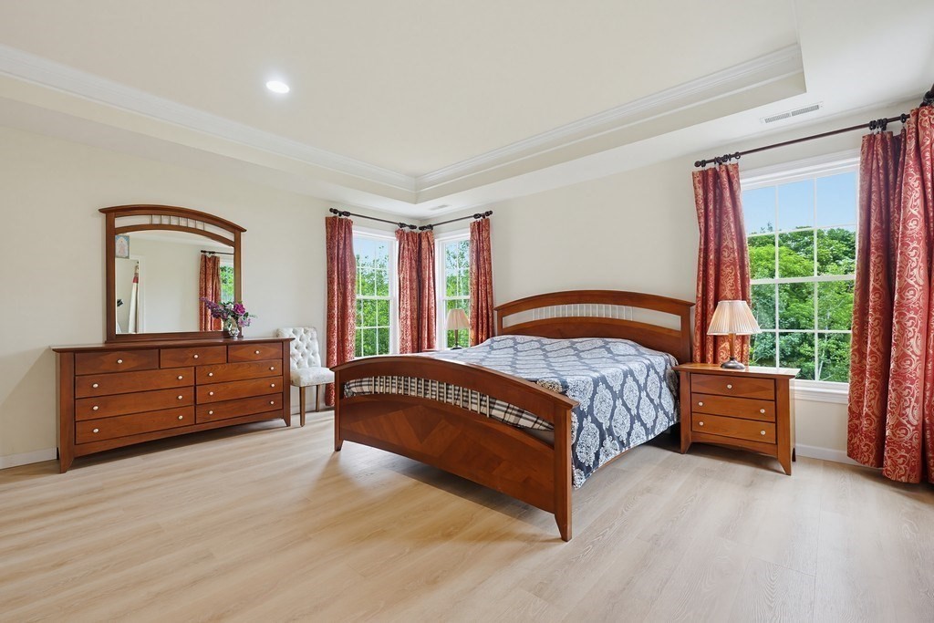 35 Howarth Drive Upton, MA 01568 - Photo 23 of 42