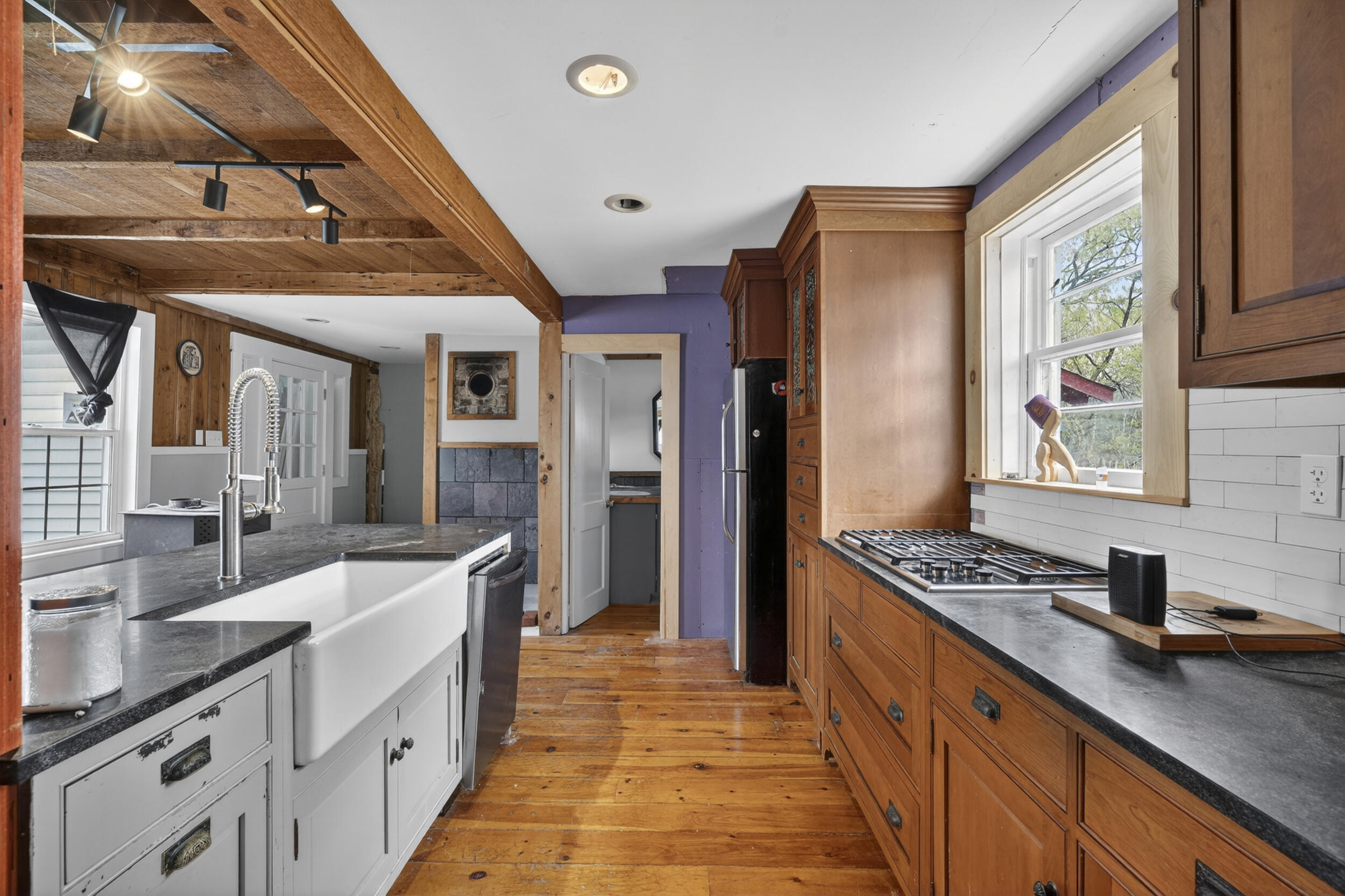 2071 Main Street Hanover, ME 04237 - Photo 7 of 44