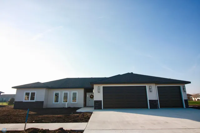 $398,000 | 115 16th Street North, Breckenridge, MN 56520