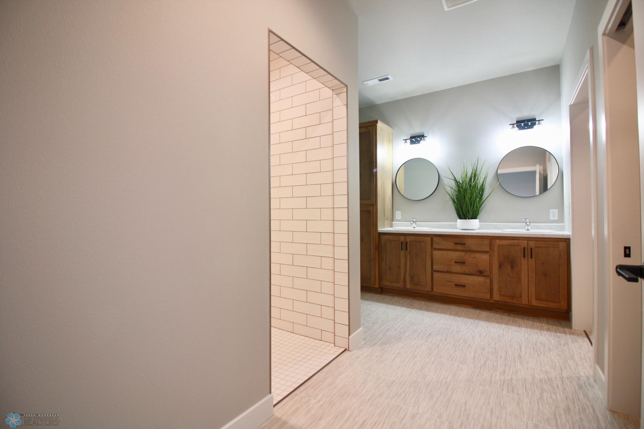 115 16th Street North Breckenridge, MN 56520 - Photo 32 of 52