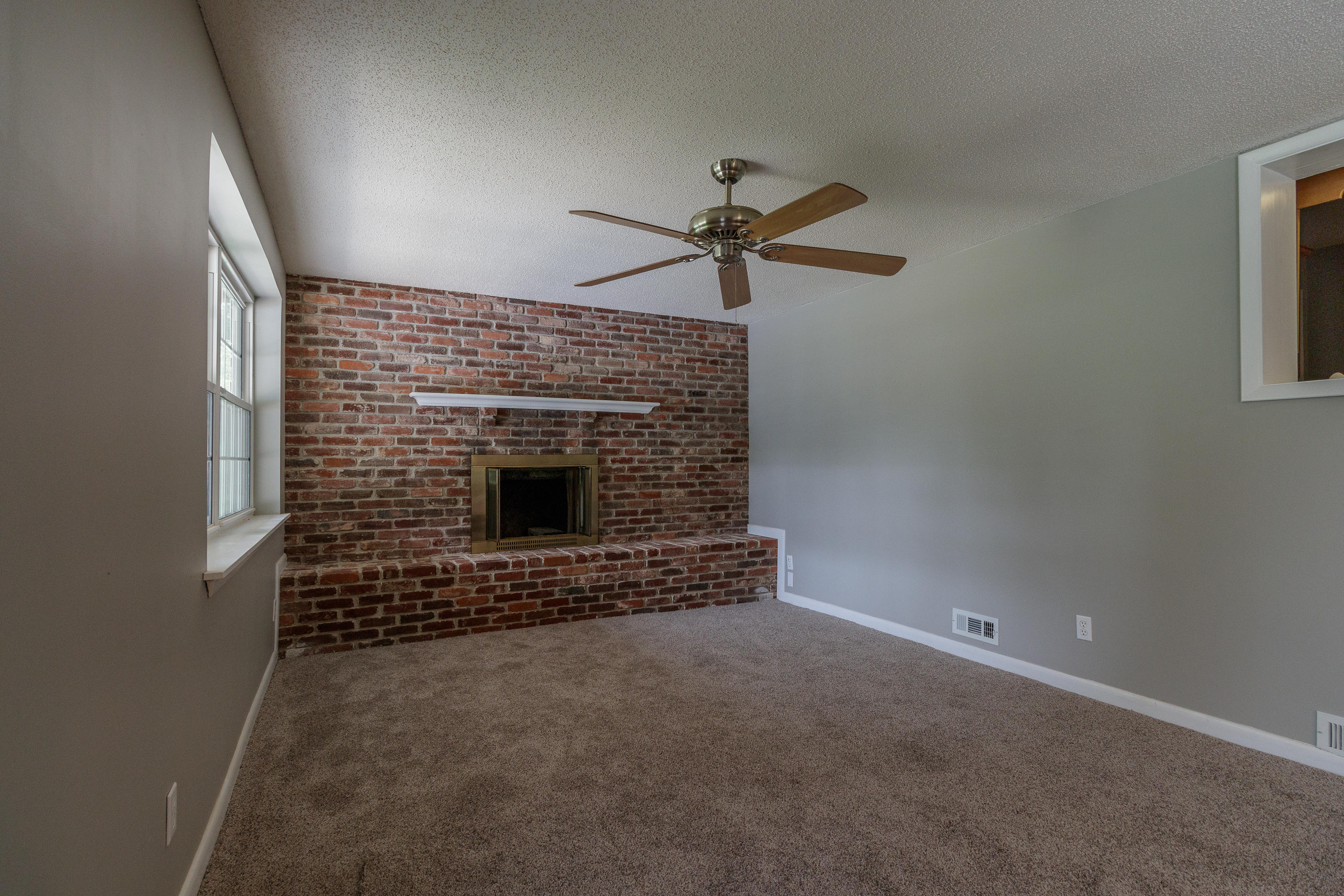 238 Roswell Road Rossville, GA 30741 - Photo 8 of 47 Den_
