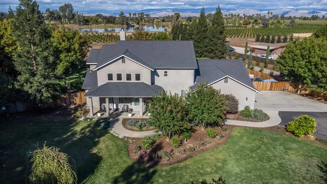 $1,050,000 | 11722 East Ashlan Avenue, Clovis, CA 93619