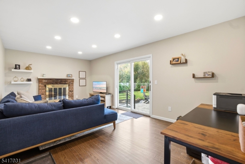 72 Lenox Road Wayne, NJ 07470 - Photo 14 of 44