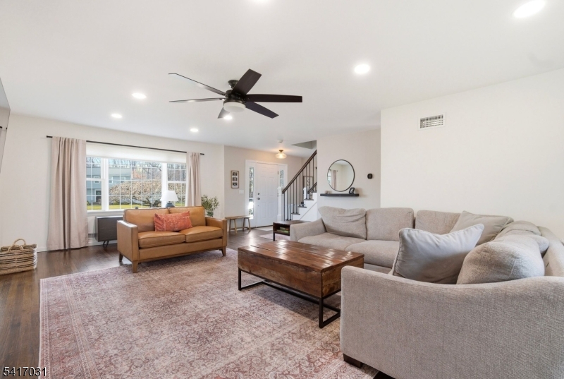 72 Lenox Road Wayne, NJ 07470 - Photo 6 of 44