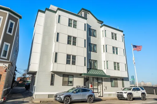 $3,000 | 543 Dorchester Avenue, Unit 5, Boston, MA 02127