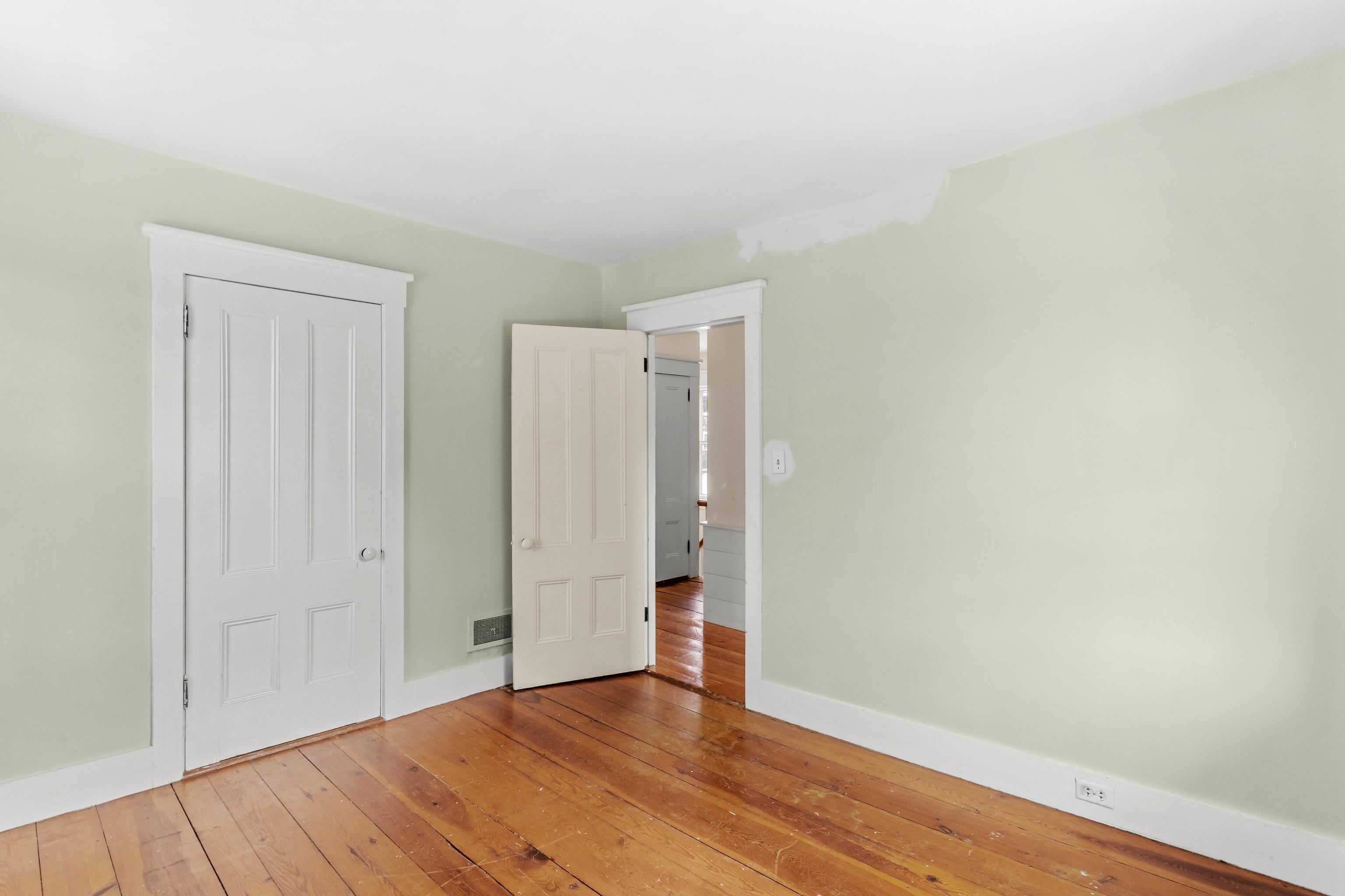 12 South Mast Street Goffstown, NH 03045 - Photo 37 of 59