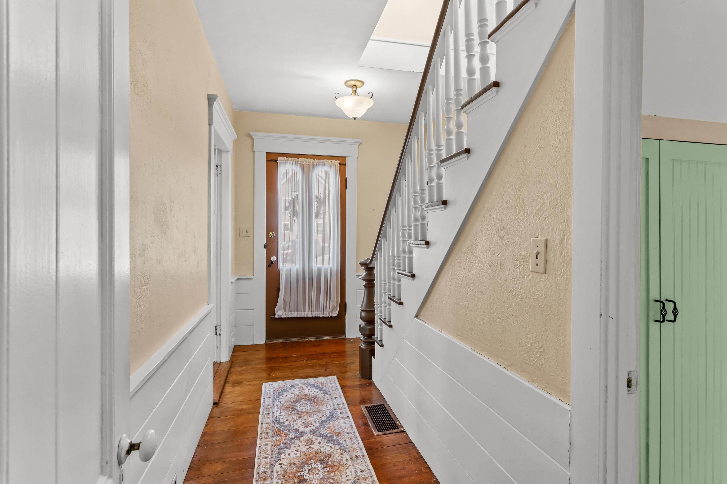 12 South Mast Street Goffstown, NH 03045 - Photo 8 of 59