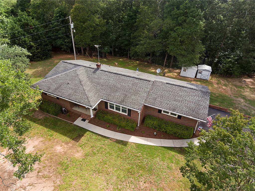 2407 Airline Road Anderson, SC 29624 - Photo 3 of 27