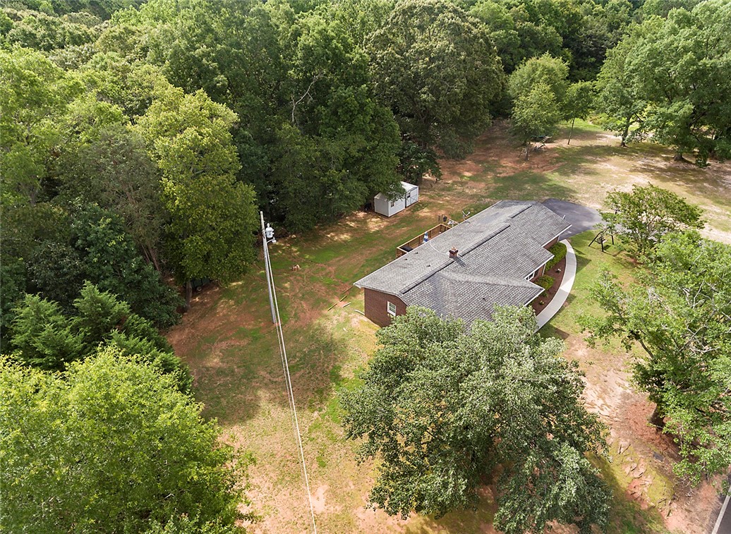 2407 Airline Road Anderson, SC 29624 - Photo 9 of 27