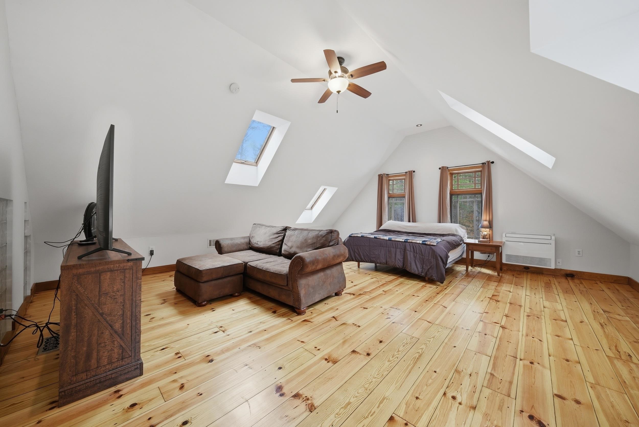 84 Butterfield Mill Road New Boston, NH 03070 - Photo 11 of 37