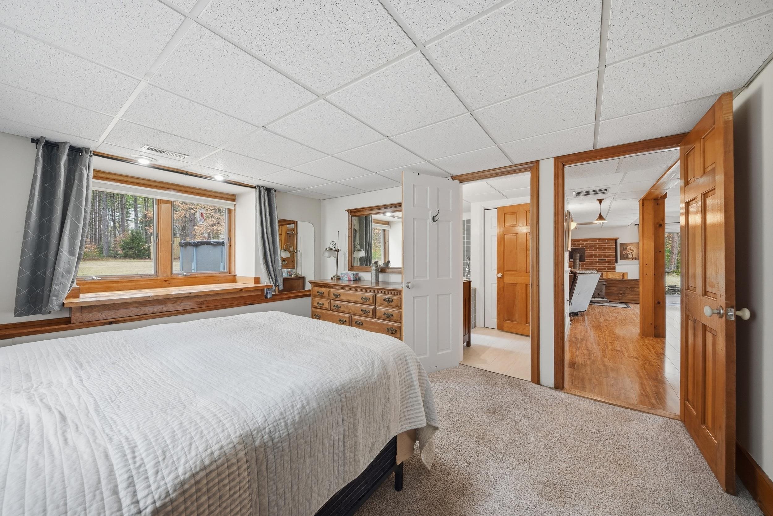 84 Butterfield Mill Road New Boston, NH 03070 - Photo 23 of 37