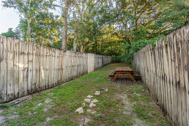 $1,898 | 6218 Oak Cluster Circle, Tampa, FL 33634