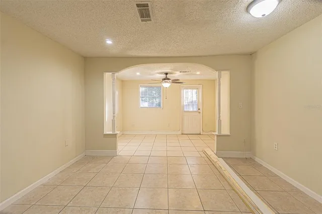 $1,898 | 6218 Oak Cluster Circle, Tampa, FL 33634