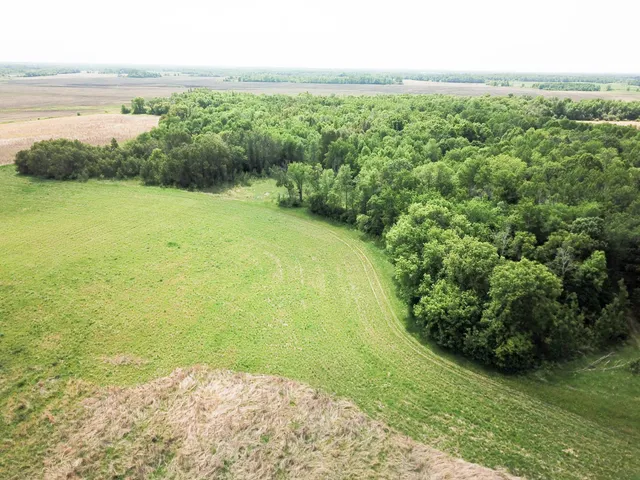 $425,000 | 39309 350th Street Southeast, Fosston, MN 56542