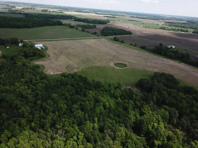 $425,000 | 39309 350th Street Southeast, Fosston, MN 56542