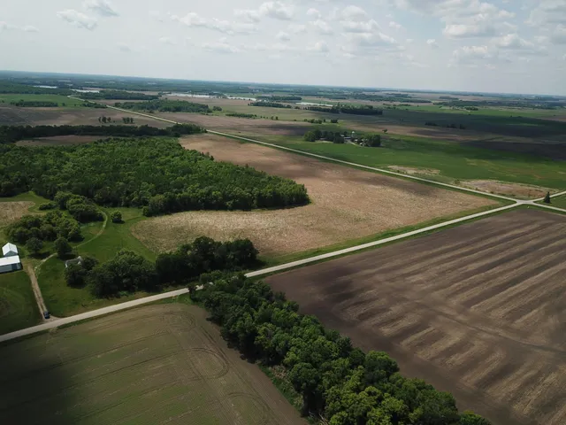 $425,000 | 39309 350th Street Southeast, Fosston, MN 56542