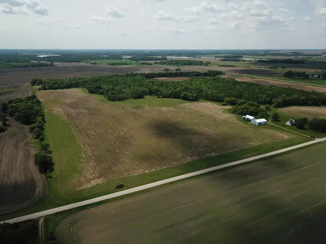 $425,000 | 39309 350th Street Southeast, Fosston, MN 56542