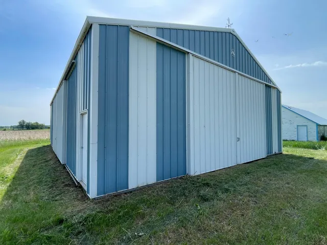 $425,000 | 39309 350th Street Southeast, Fosston, MN 56542