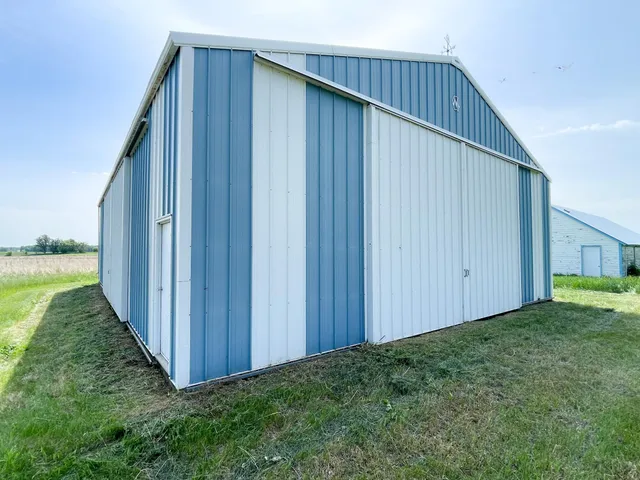 $425,000 | 39309 350th Street Southeast, Fosston, MN 56542