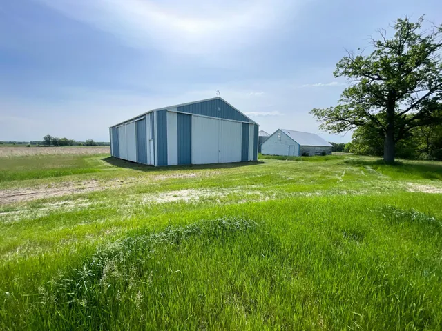$425,000 | 39309 350th Street Southeast, Fosston, MN 56542