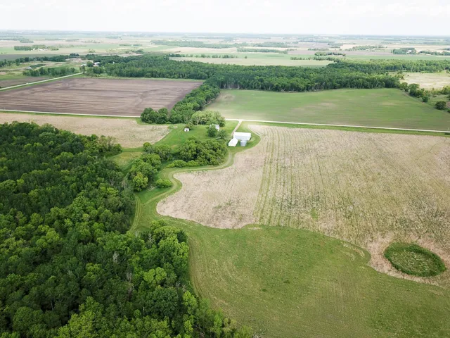 $425,000 | 39309 350th Street Southeast, Fosston, MN 56542