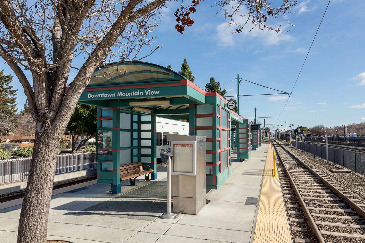 83 Centre Street Mountain View, CA 94041 - Photo 32 of 32 a view of a balcony with chairs
