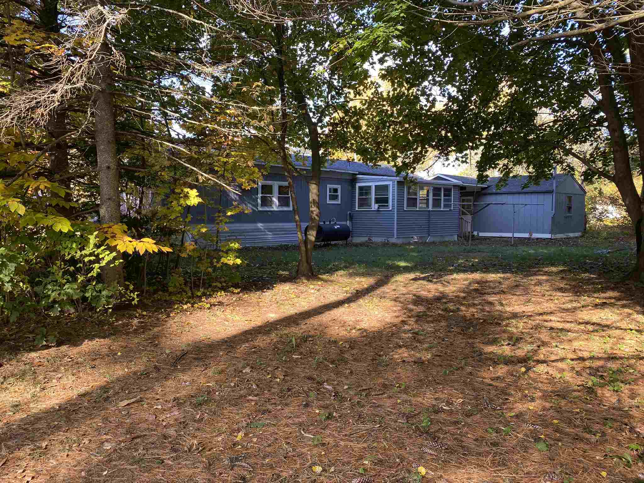 12 Rona Avenue Raymond, NH 03077 - Photo 4 of 14
