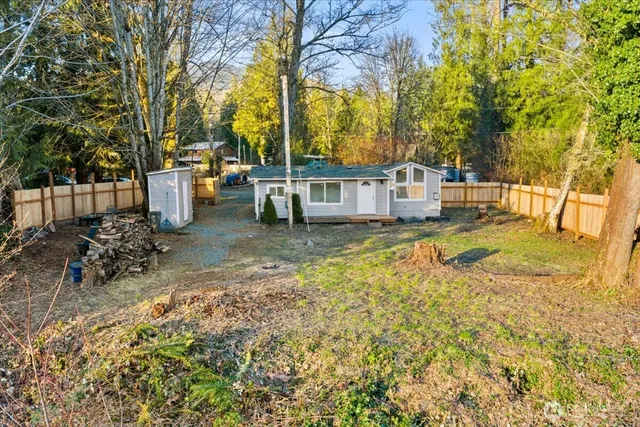 $390,000 | 41722 South Shore Drive, Concrete, WA 98237
