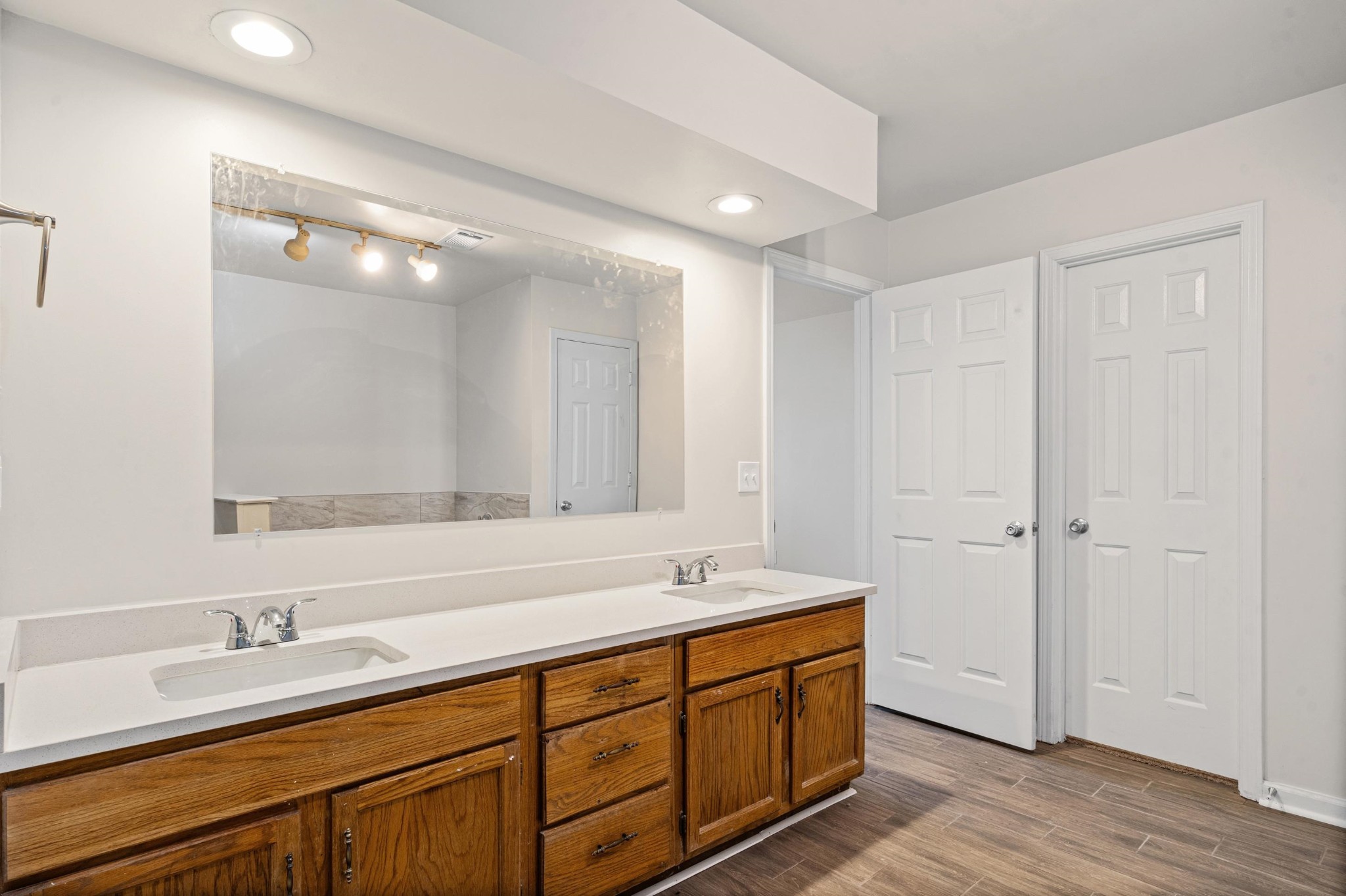 810 North Walnut Bend Road Cordova, TN 38018 - Photo 14 of 28 Gallery Image 14